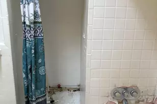 1965 Georgian Rd, Philadelphia, PA 19138 - Photo 15