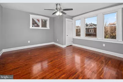 558 E Locust Avenue, Philadelphia, PA 19144 - Photo 17