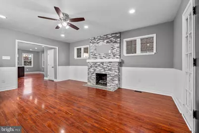 558 E Locust Avenue, Philadelphia, PA 19144 - Photo 9