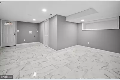 558 E Locust Avenue, Philadelphia, PA 19144 - Photo 25