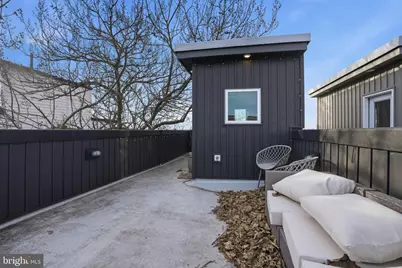 1514 S Bambrey Street, Philadelphia, PA 19146 - Photo 29