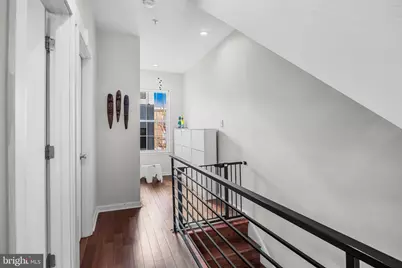 1627 Fairmount Avenue #B, Philadelphia, PA 19130 - Photo 17