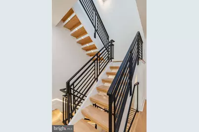 227 E Allen Street, Philadelphia, PA 19125 - Photo 25