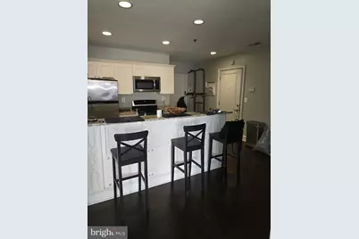 201 N 8th Street #404, Philadelphia, PA 19106 - Photo 5