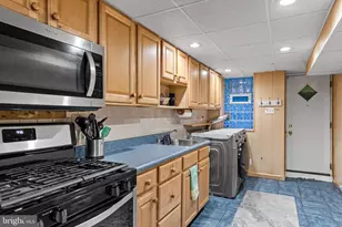 8102 Lister St, Philadelphia, PA 19152 - Photo 25