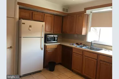 1113 W Thompson Street, Philadelphia, PA 19122 - Photo 5