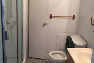 1113 W Thompson St, Philadelphia, PA 19122 - Photo 9