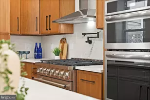 2308 Christian St, Philadelphia, PA 19146 - Photo 33