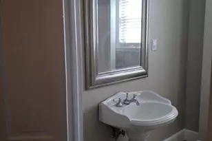 224 Watkins St, Philadelphia, PA 19148 - Photo 13