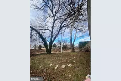 2127 S 61st Street, Philadelphia, PA 19142 - Photo 1