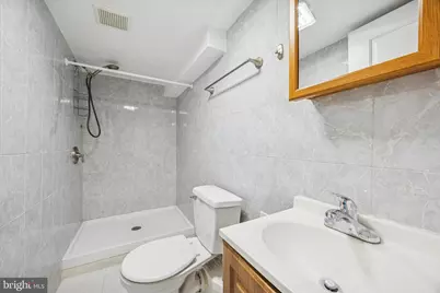 2416 Manning Street, Philadelphia, PA 19103 - Photo 11