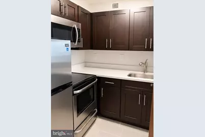 224 W Rittenhouse Square #817, Philadelphia, PA 19103 - Photo 3