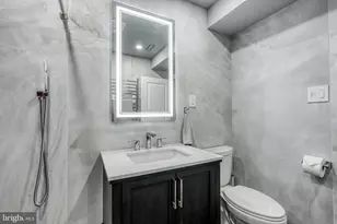 9502 Hilspach St, Philadelphia, PA 19115 - Photo 33