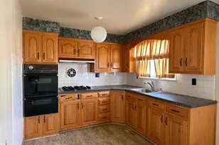 2536 Maxwell St, Philadelphia, PA 19152 - Photo 7