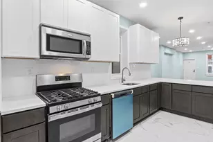 808 S 56th St, Philadelphia, PA 19143 - Photo 9