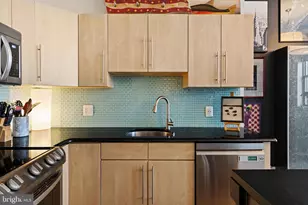 1100 S Broad St, Philadelphia, PA 19146 - Photo 21