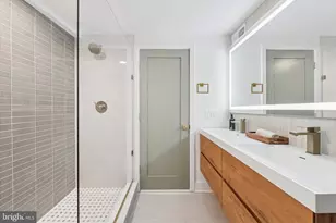 1019 Ellsworth St, Philadelphia, PA 19147 - Photo 19