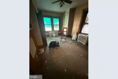 2135 N Van Pelt Street, Philadelphia, PA 19121 - Photo 9