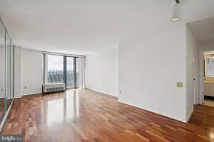 1420 Locust St, Philadelphia, PA 19102 - Photo 1