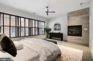 2041 Locust St, Philadelphia, PA 19103 - Photo 17