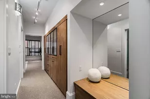 2041 Locust St, Philadelphia, PA 19103 - Photo 15