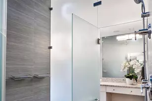 2041 Locust St, Philadelphia, PA 19103 - Photo 23