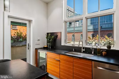 2041 Locust Street, Philadelphia, PA 19103 - Photo 43