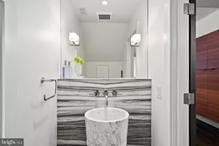 2041 Locust St, Philadelphia, PA 19103 - Photo 57