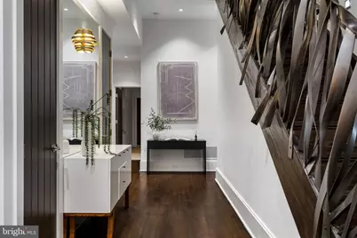 2041 Locust Street, Philadelphia, PA 19103 - Photo 3