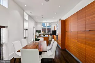 2041 Locust St, Philadelphia, PA 19103 - Photo 37