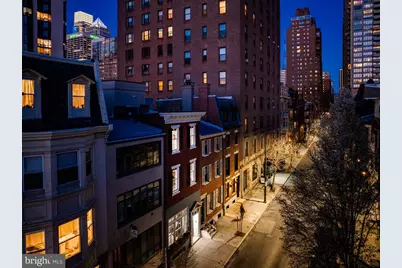 2041 Locust Street, Philadelphia, PA 19103 - Photo 1