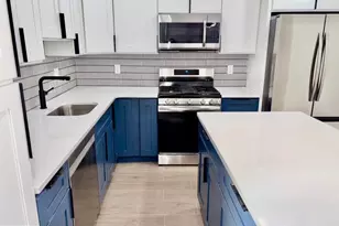 1817 S 5th St, Philadelphia, PA 19148 - Photo 3