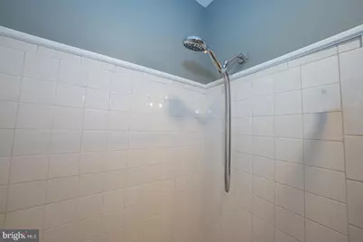 524 S 3rd Street #3RD FLOOR, Philadelphia, PA 19147 - Photo 15