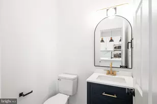 448 Markle St, Philadelphia, PA 19128 - Photo 9