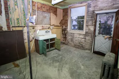 1942 N Hollywood Street, Philadelphia, PA 19121 - Photo 9