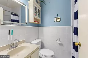 6152 N Warnock St, Philadelphia, PA 19141 - Photo 15