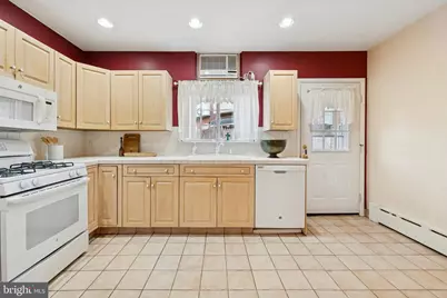 1135 Tasker Street, Philadelphia, PA 19148 - Photo 11