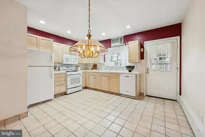 1135 Tasker Street, Philadelphia, PA 19148 - Photo 9