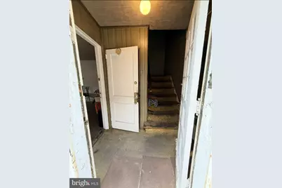 1610 E Walnut Lane, Philadelphia, PA 19138 - Photo 3