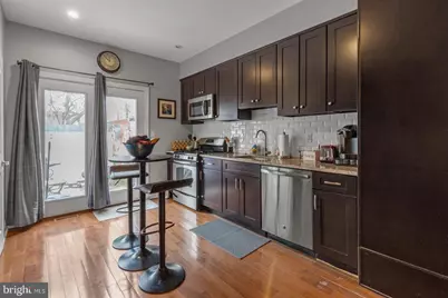 2524 Sepviva Street, Philadelphia, PA 19125 - Photo 9