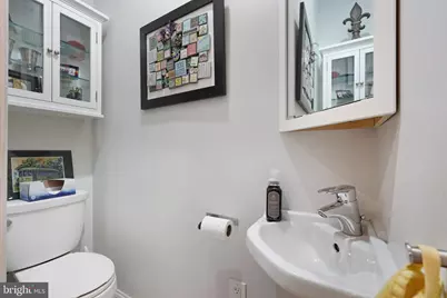 636 Carpenter Street, Philadelphia, PA 19147 - Photo 9