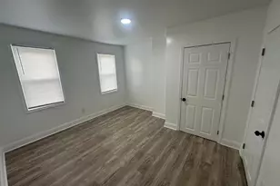 2025 N Lawrence St, Philadelphia, PA 19122 - Photo 13