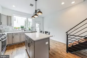 1943 Wilder St, Philadelphia, PA 19146 - Photo 9