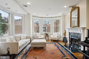 915 Clinton St, Philadelphia, PA 19107 - Photo 3