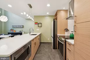 1210 Addison Walkway St, Philadelphia, PA 19147 - Photo 9