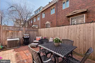 1210 Addison Walkway St, Philadelphia, PA 19147 - Photo 23