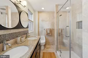 1210 Addison Walkway St, Philadelphia, PA 19147 - Photo 31