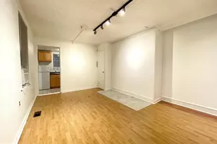 1707 Spruce St, Philadelphia, PA 19103 - Photo 1