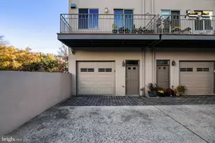 1929 Fitzwater St, Philadelphia, PA 19146 - Photo 3