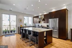 1929 Fitzwater St, Philadelphia, PA 19146 - Photo 19